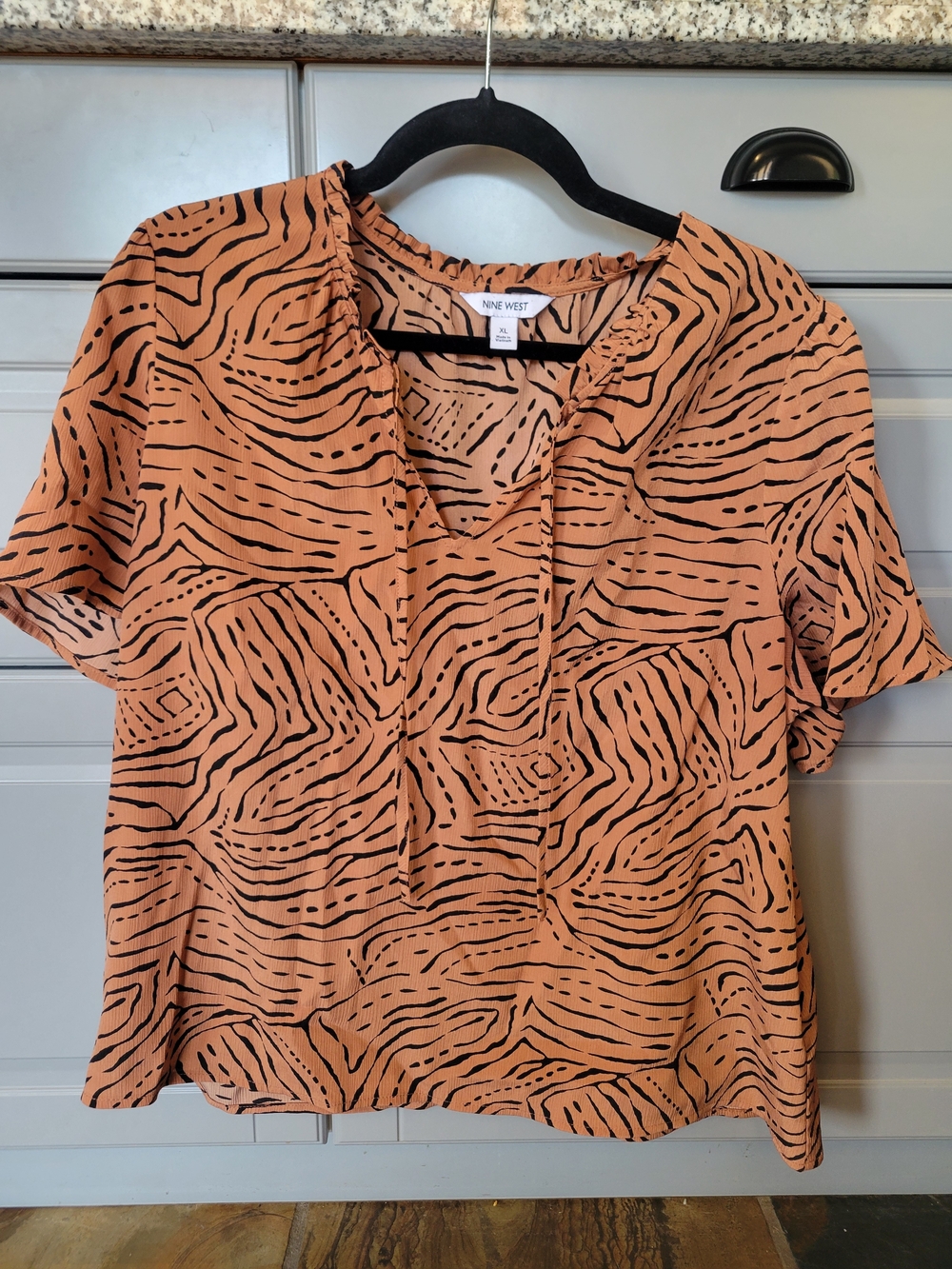 Nine West Women's Rust Animal-Print Short Sleeve Blouse